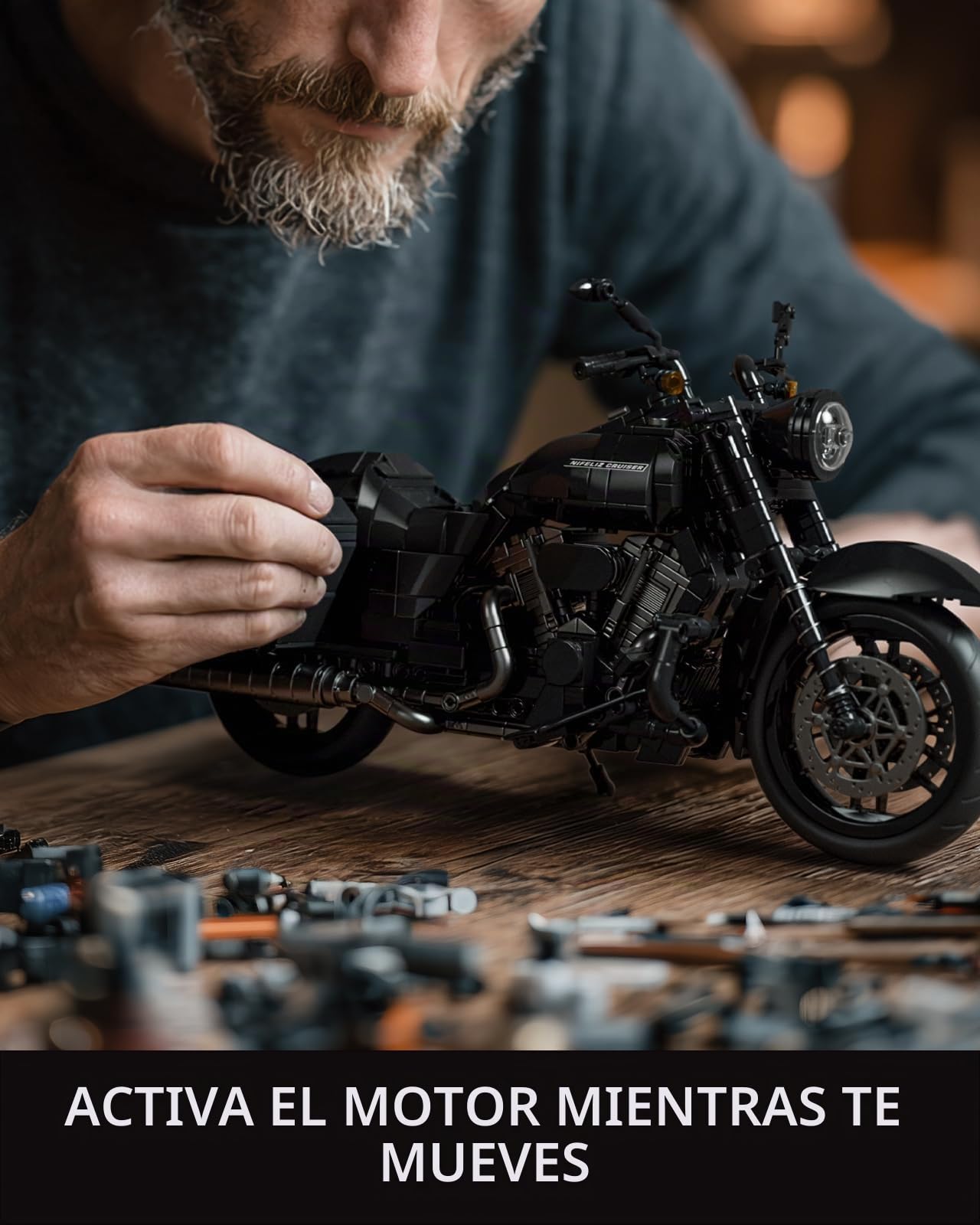 Nifeliz Kit de Construcción de Moto Cruiser para Adultos, Maqueta de Motocicleta con Detalles Realistas, Regalo Coleccionable para Amantes de las Motos (1.339 Piezas, NF10356)