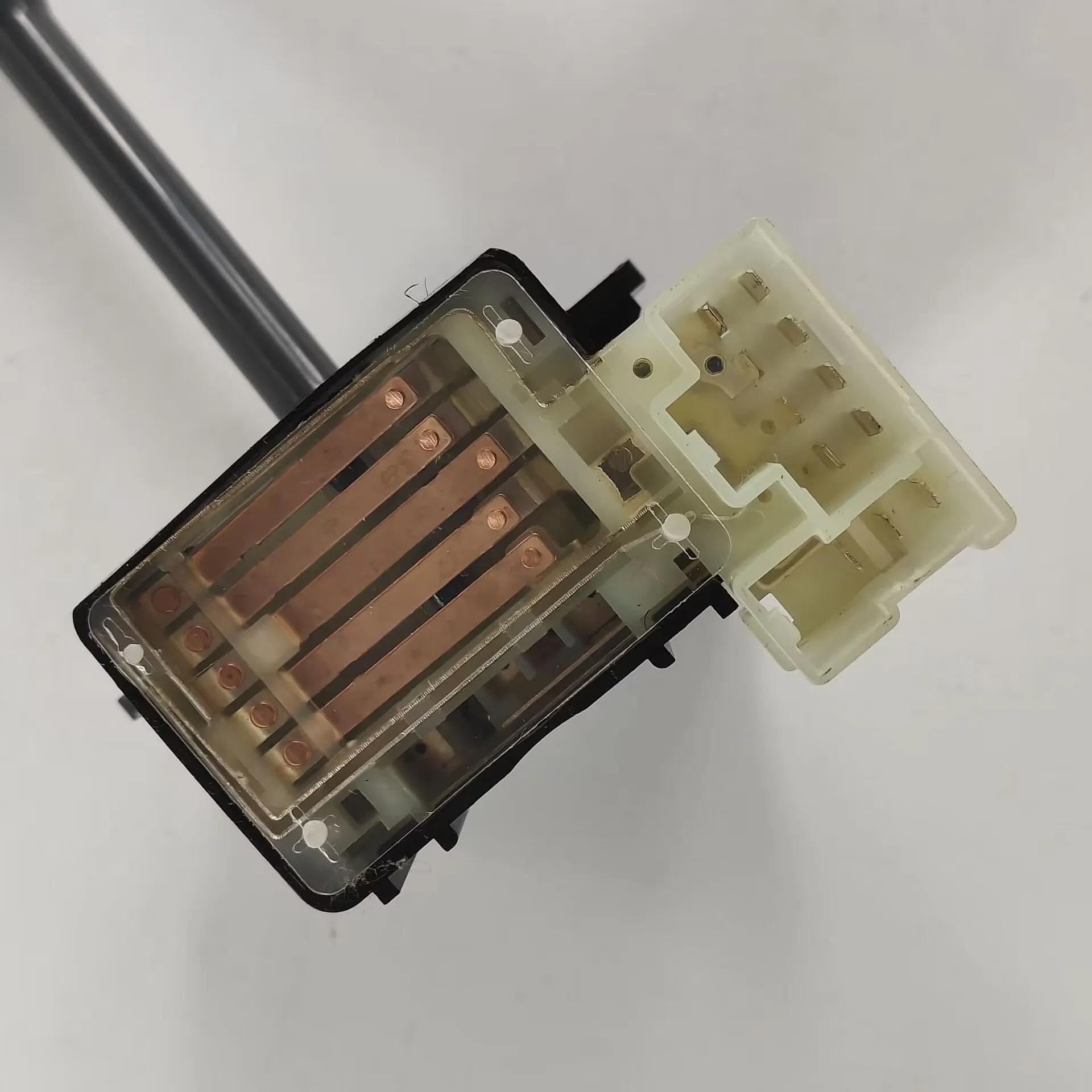 Compatible con Navara, Pick y Terrano 25540D4500 Interruptor de Intermitentes para Coche 25540-D4500 Interruptor de Palanca de Luces indicadoras