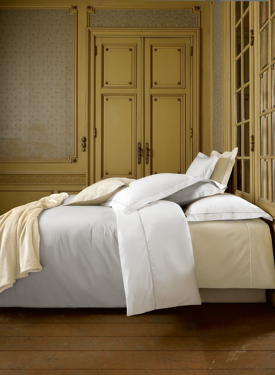 De Witte Lietaer Bumblebee Luxury Percale Duvet Cover + Pillowcases, Cotton, White/Silver, 240 x 220 cm