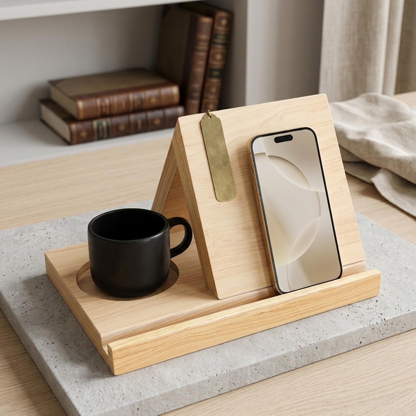 Support de livre triangulaire, repose-livre en bois pour lire avec porte-gobelet et support de téléphone intégrés, organisateur bureau multifonctionnel pour livres, tablette et tasse à café, trian