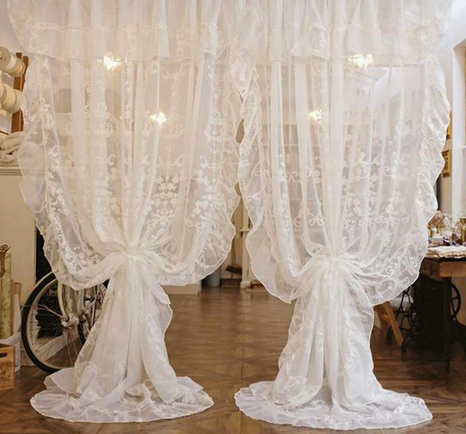 Tende In Voile 2 Pezzi - 130x300 Cm Cadauna, Bianco Con Fiori E Pizzo, Per Camera Da Letto - Foto 3