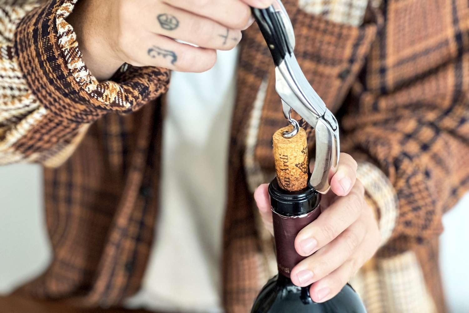 Anything & Everything 3-in-1 Corkscrew Wine Bottle Opener – Professional Sommelier Knife with Foil Cutter, Heavy Duty Cork Remover & Beer Bottle Opener – Tool for Bar, Kitchen & Restaurant (Black) 1