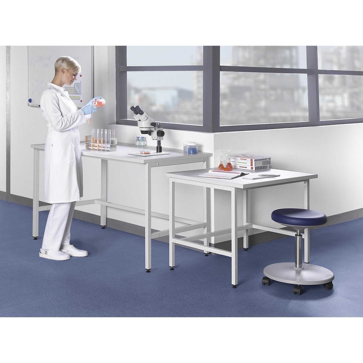 kaiserkraft | Tavolo da laboratorio con basamento ad H