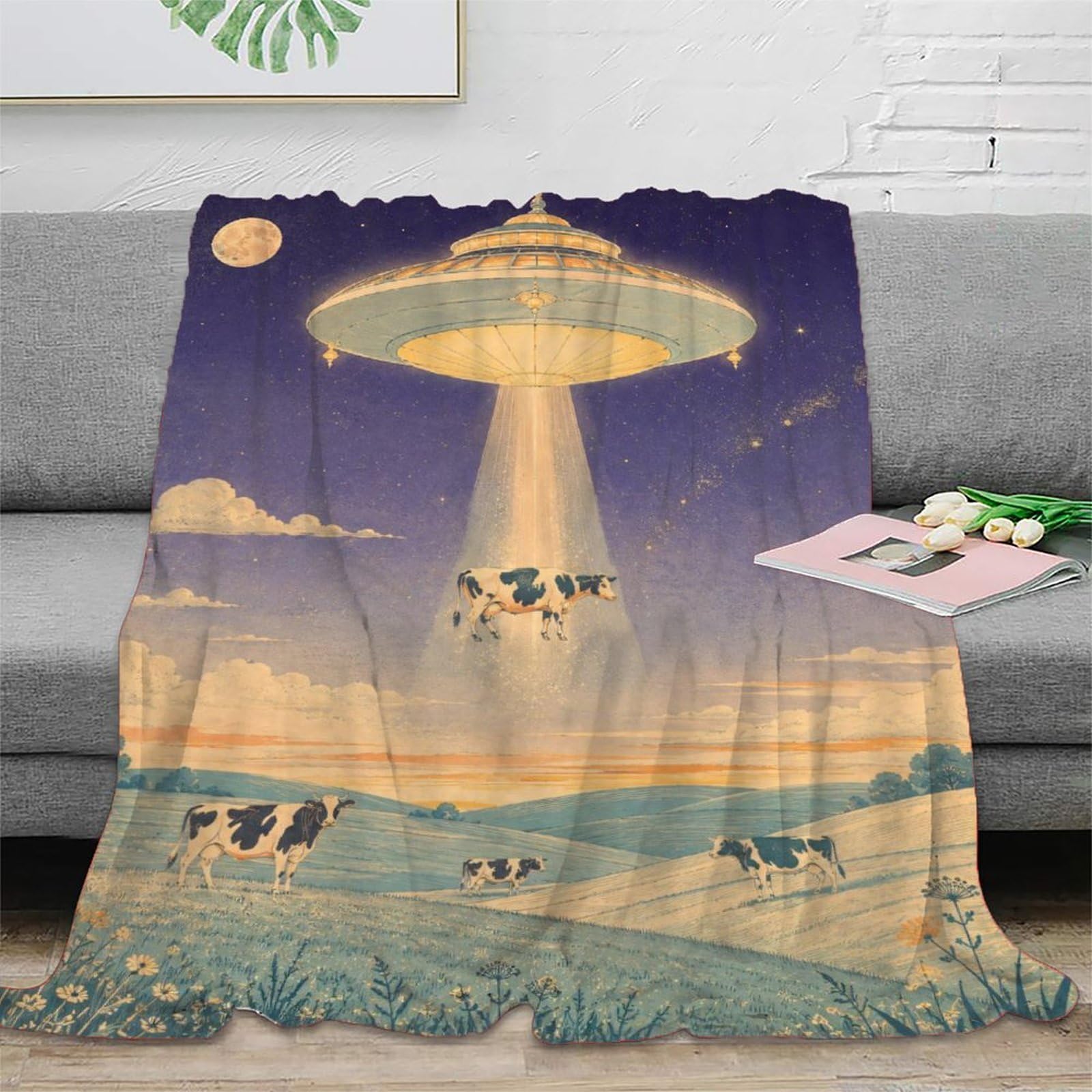 W7C8U2X3 UFO Cattle Moonlit Pasture Throw Blanket, Flannel, Bedroom