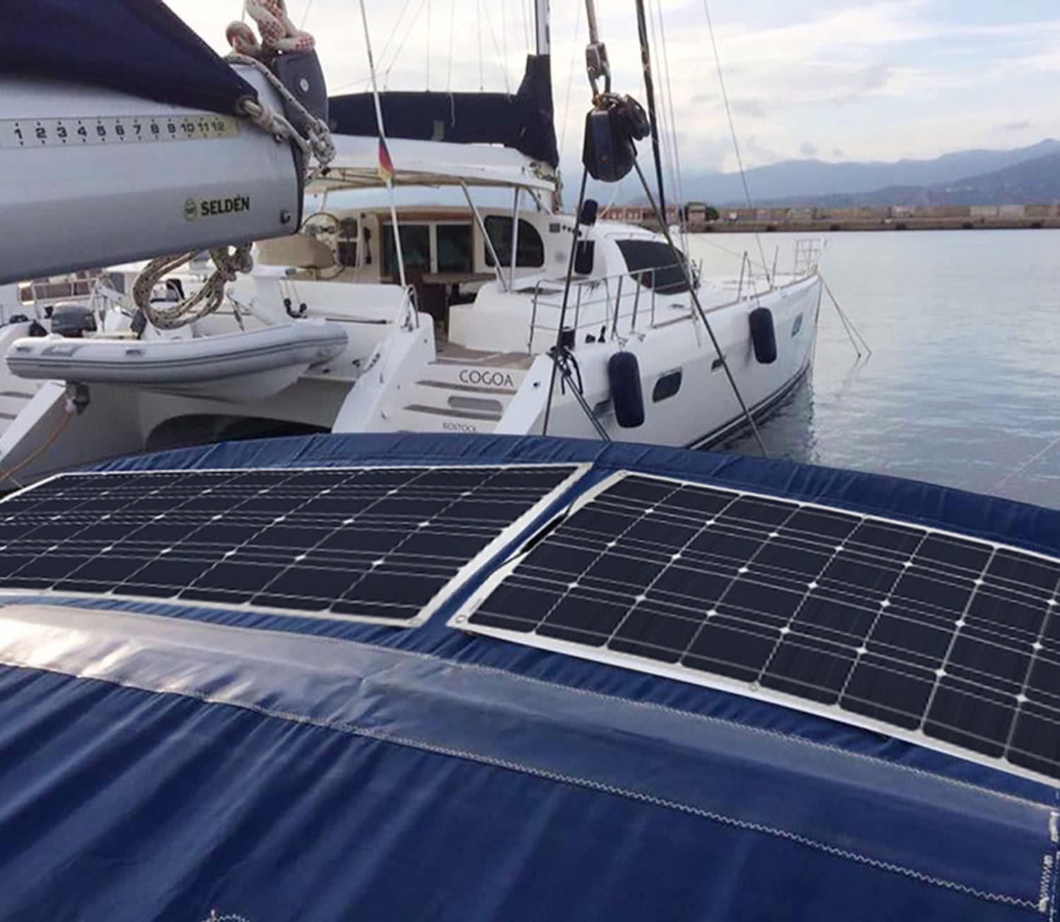 Pannelli solari flessibili portatili da 900 W, kit pannello solare mono 300 W x 3, elevata efficienza di conversione, con controller da 40 A, cavo connettore fotovoltaico con accessori, per camper,