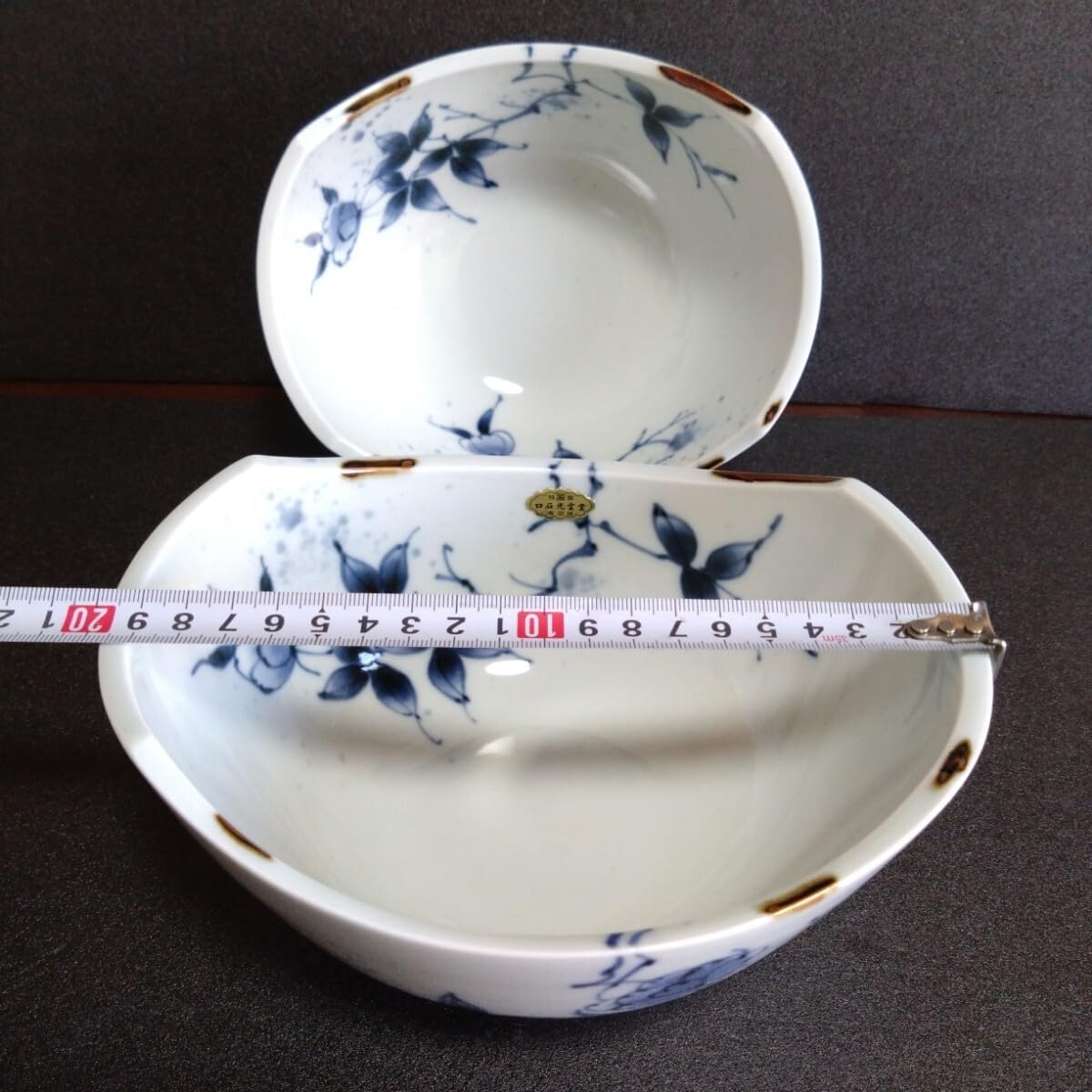 新品 有田焼 福泉窯 染付草花紋 耳付変形鉢2個　料亭　レストラン　懐石料理 有田焼 福泉窯 染付草花紋 耳付変形鉢2個 新生活 お