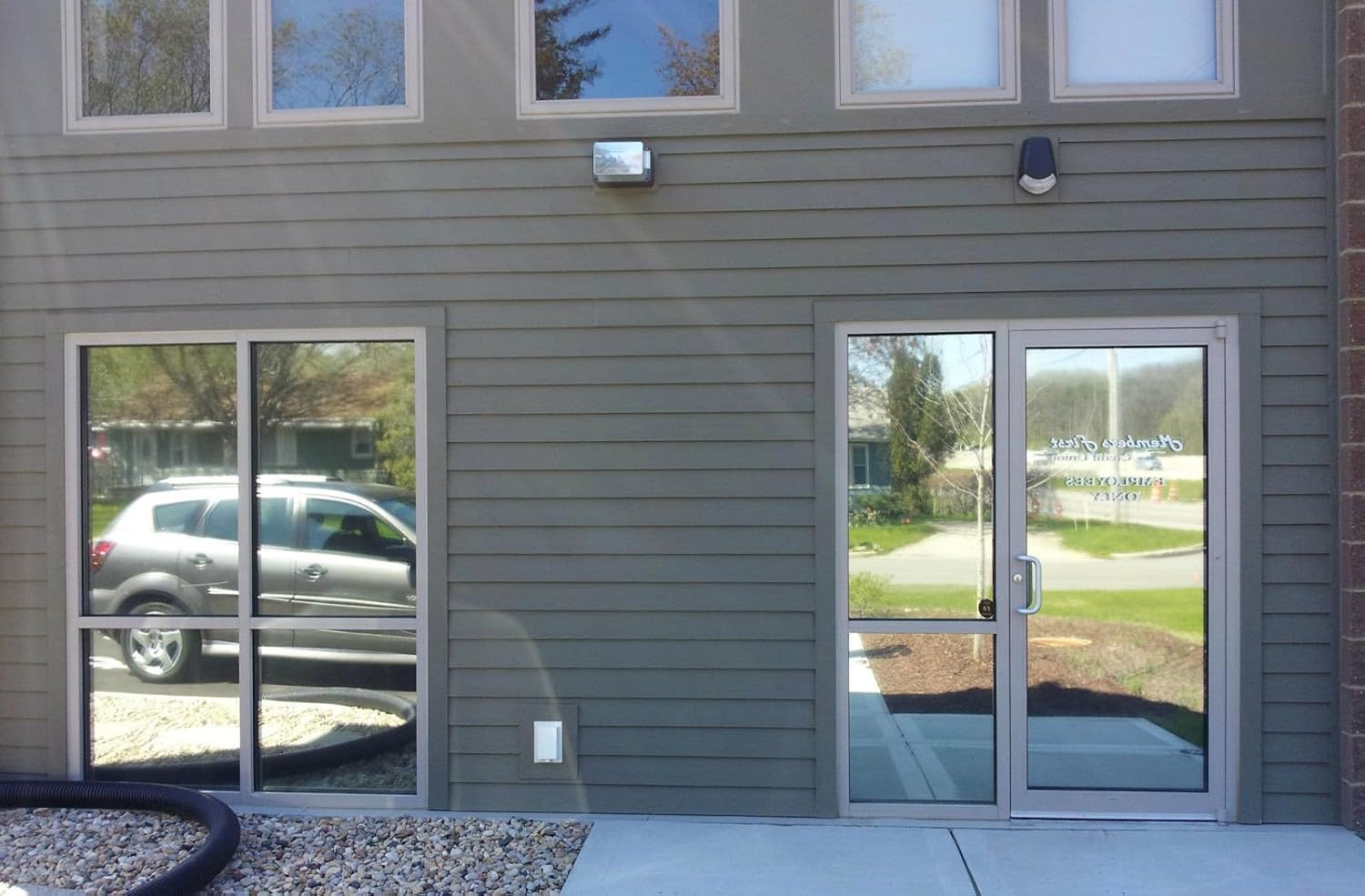 VViViD One Way Mirror Silver Window Film (30 Inch x 15ft)