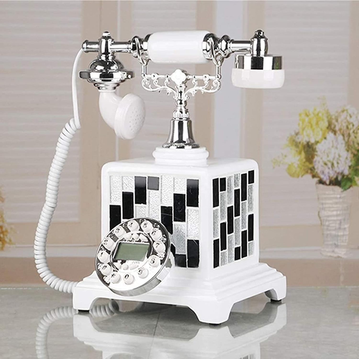 Antique Landline Telephone Retro Decorative Phone Resin Telephone Decorating Cafe Bar Window Decoration Home