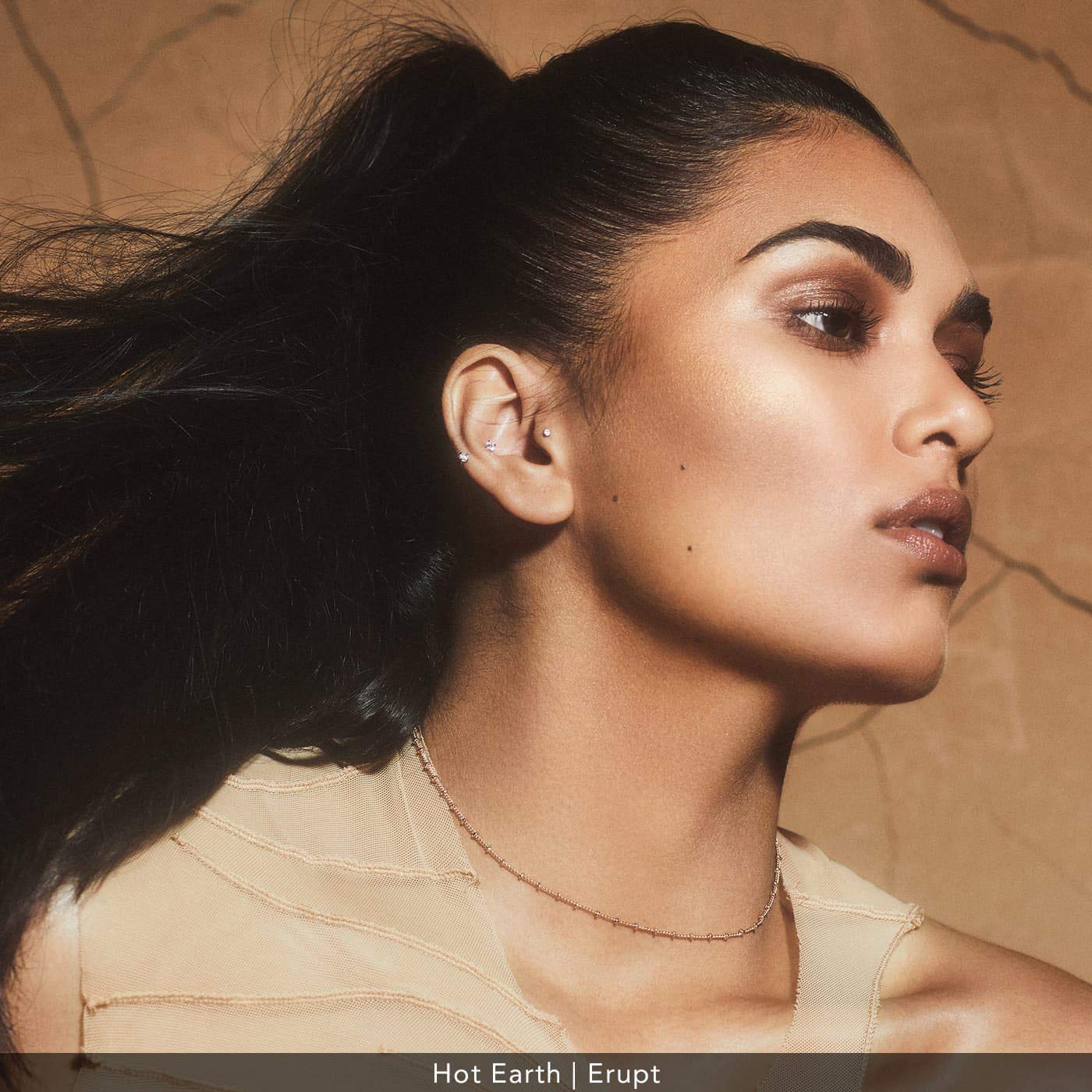 Haus Laboratories By Lady Gaga: Head Rush Blush Duo | Heat Spell Bronzer Duo, Highlighter Cheek Duos Disponible en Plusieurs Couleurs, Végétalien et sans Cruauté Envers les Animaux