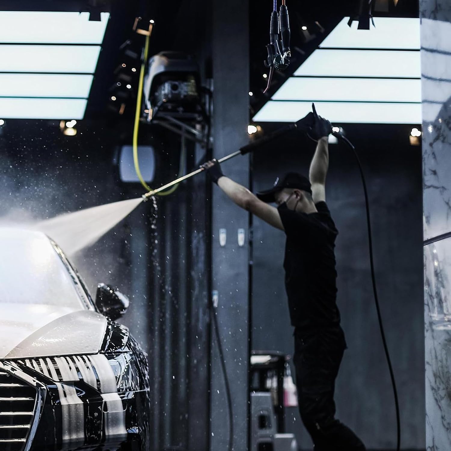 Brass Construction Car Wash Nozzle Tool 4 Sprayed Patterns Ergonomic Handle Suitable for Garden Washing Outdoor Use Multiple Angled Sprayed Wash