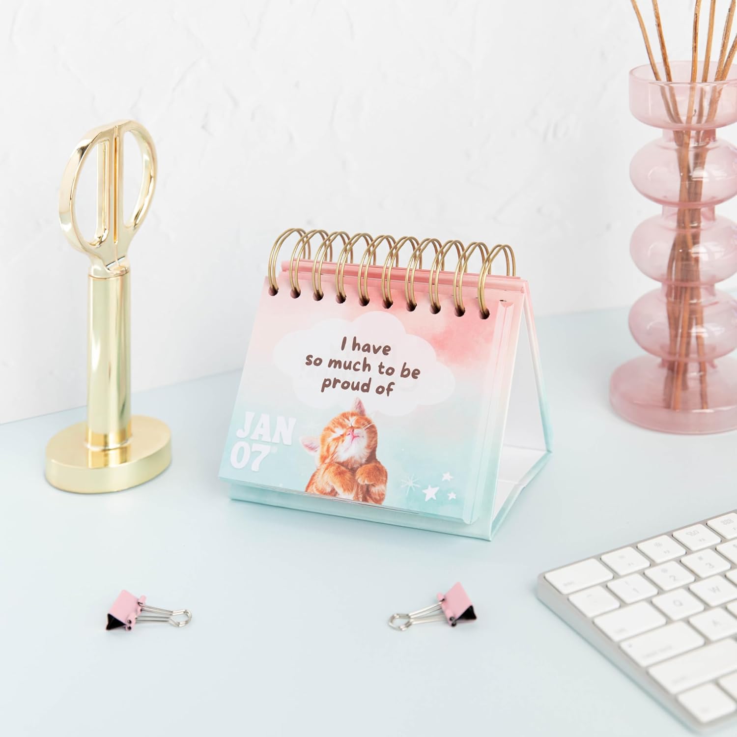 Catchyourdreams Daily Motivational Calendar - Perpetual Flip Calendar with Positive Affirmations to Start Your Day With a Smile - Inspirational Decor Gift for Women Dog Cat Desk Accessories