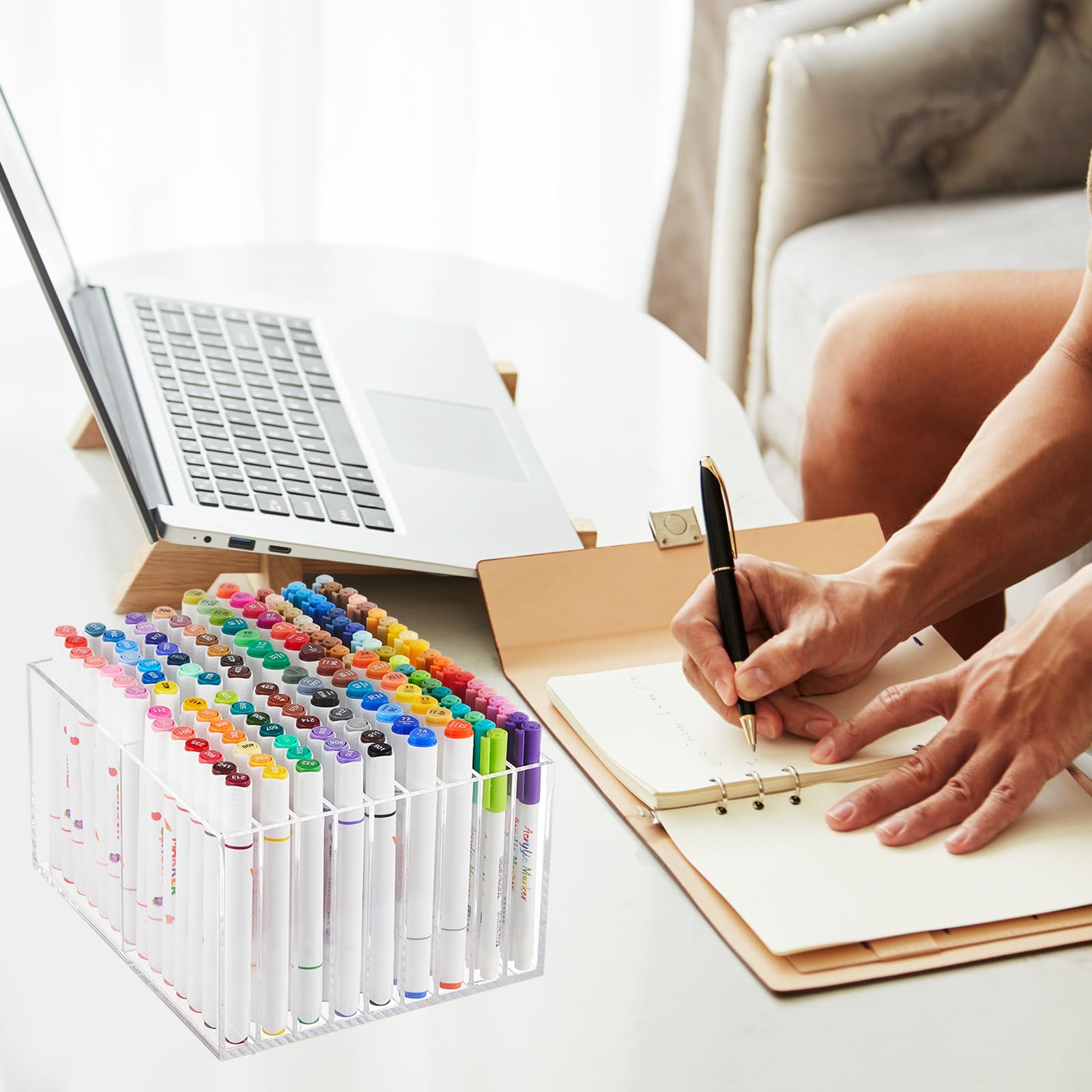 MotiMind Organizer in acrilico per 126 pennarelli, grande portamatite per scrivania, penne e pennelli artistici, espositore con 18 scomparti, per scrivania, ufficio (trasparente, capacità 126)