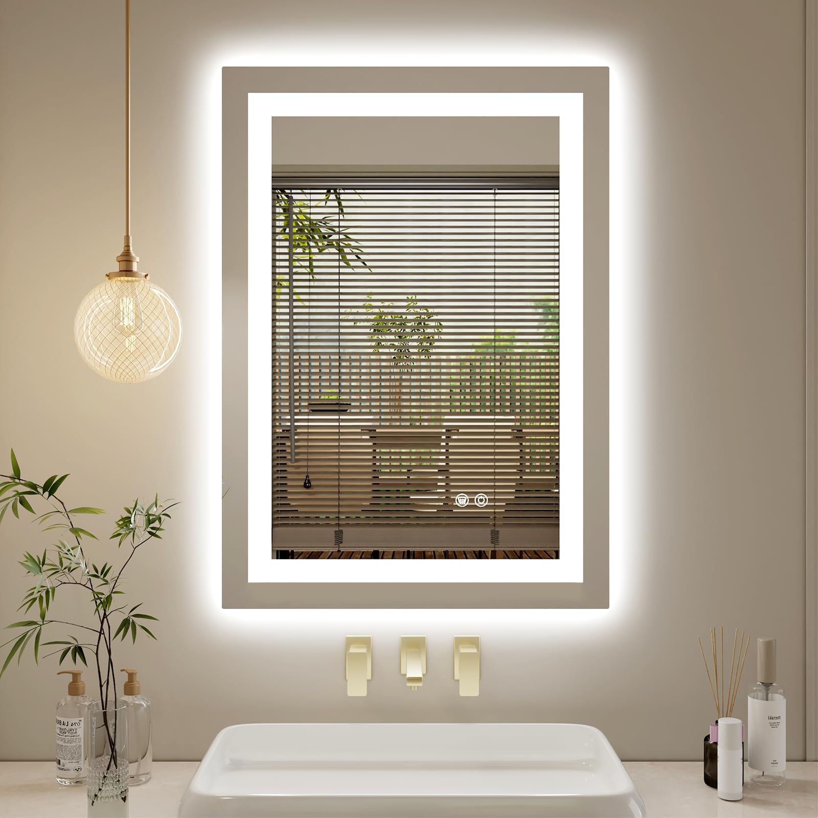 Miroir de salle de bain LED rétroéclairé 50x70 en verre trempé