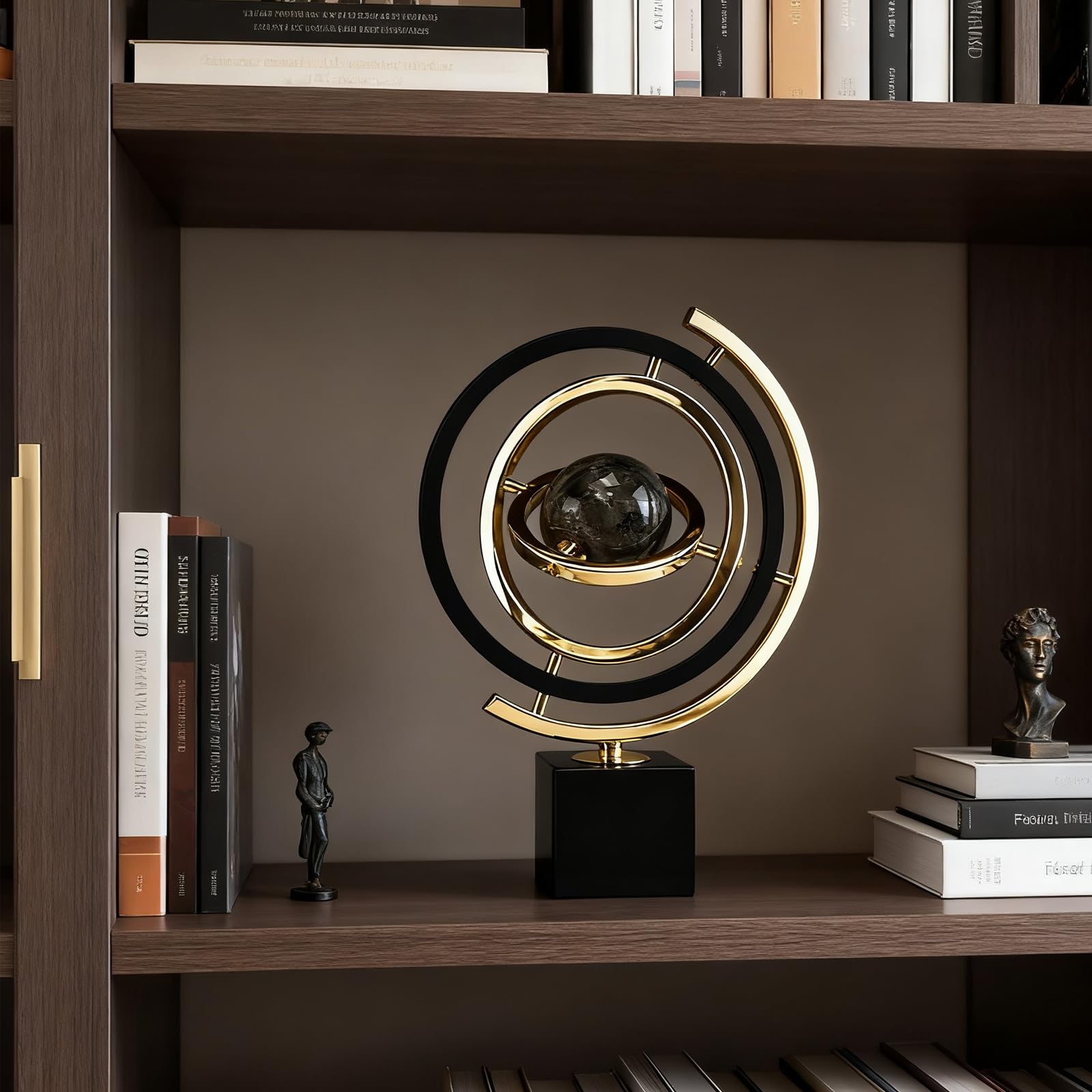 Decorazione Sculture Moderne in Metallo, Sculture di Arte Astratta a Globo Girevole con Supporto Rettangolare, Statua per Scrivania, Libreria e Soggiorno, Nero e Oro