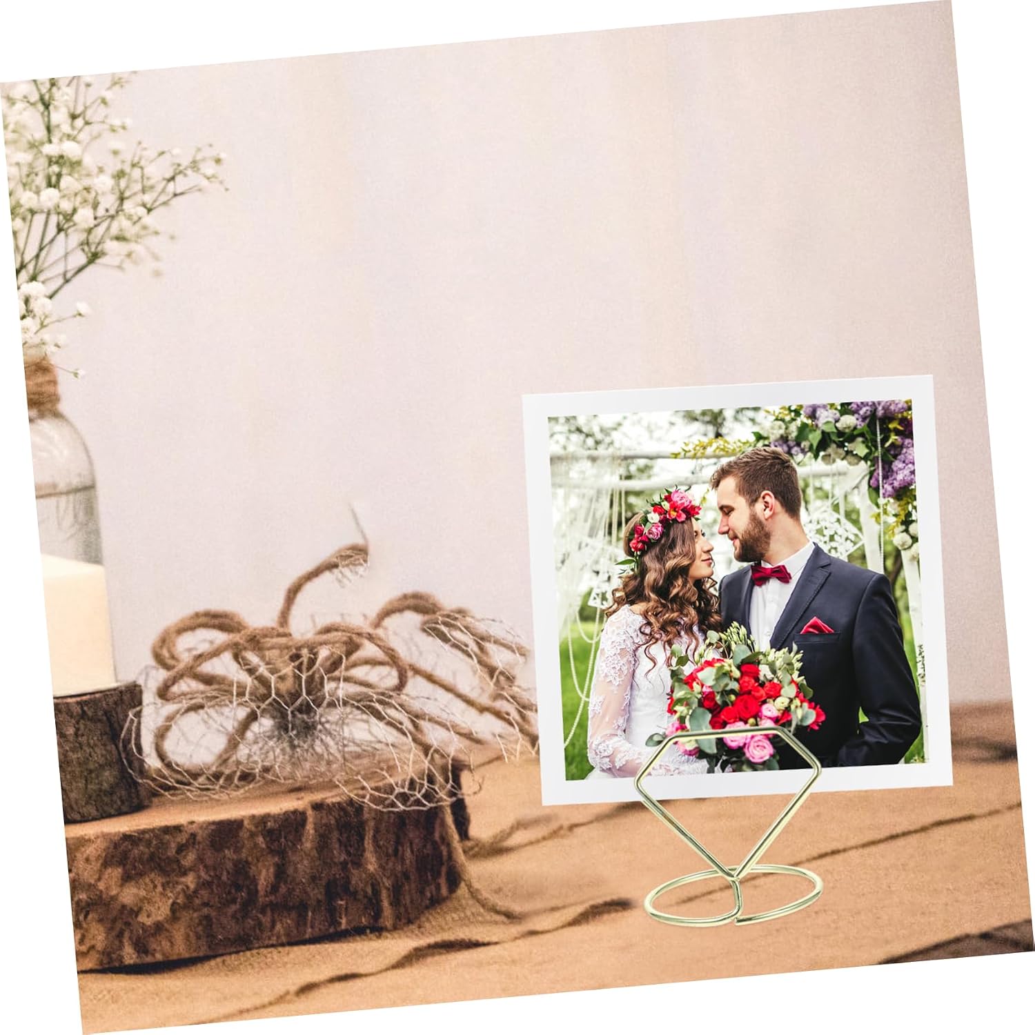 10Pcs Diamond Shape Menu Stand Clips Stylish Table Number Holders Elegant Photo Display Stands for Weddings Parties Events Memo Card Holders