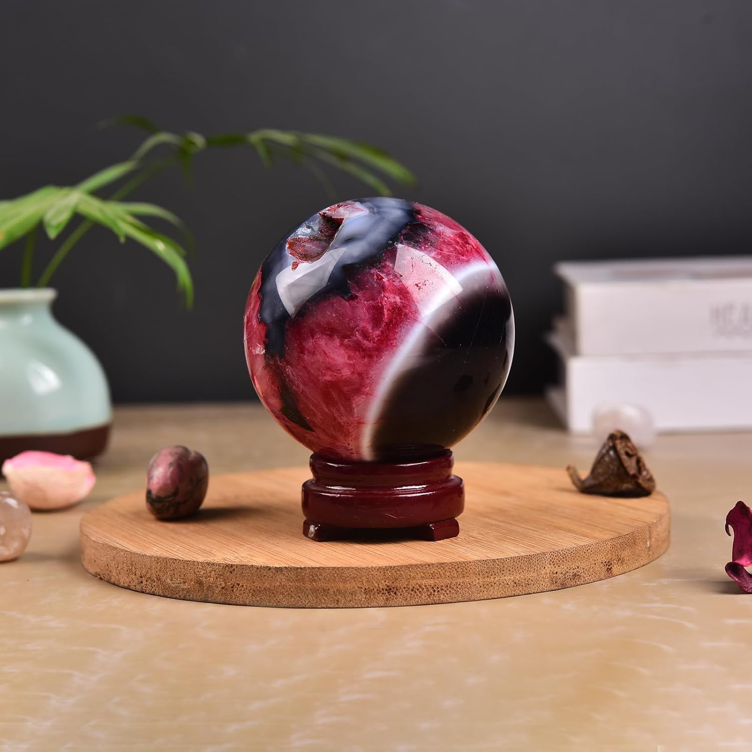 JIC Gem Natural Black Red Onyx Agate Crystal Ball Round Healing Crystals Decorative Sphere with Wooden Stand Meditation Gift Home Decor(60-70mm)