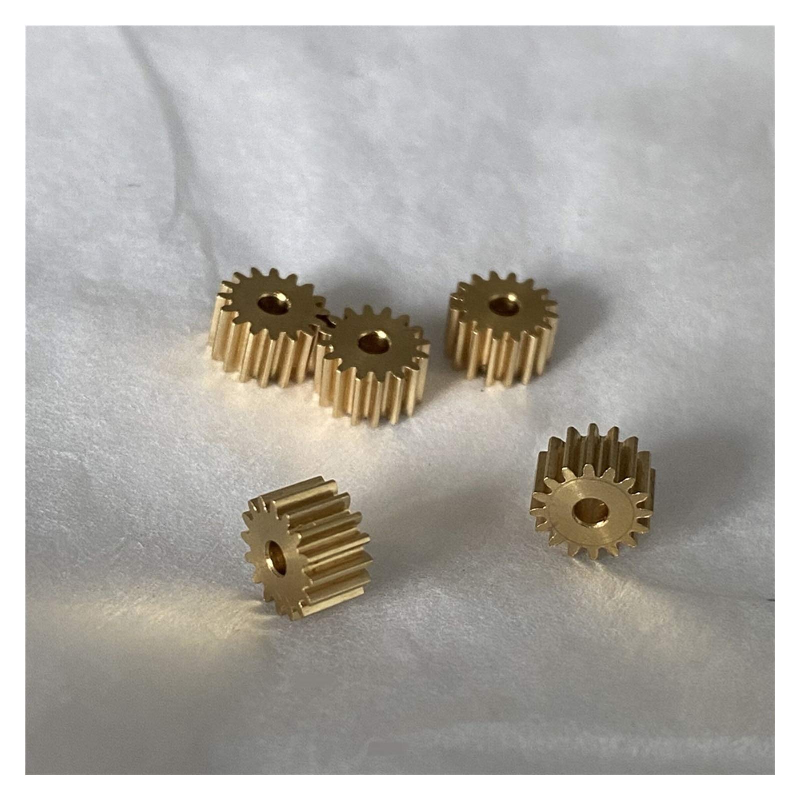 5pcs Engrenages 0.4m 16T 17T cuivre Petit équipement d'éperon de 2mm Diamètre de 4mm d'épaisseur JIYAMI'EN EL (Hole Diameter : 2mm Tight fit, Number of Teeth : 16 Teeth)