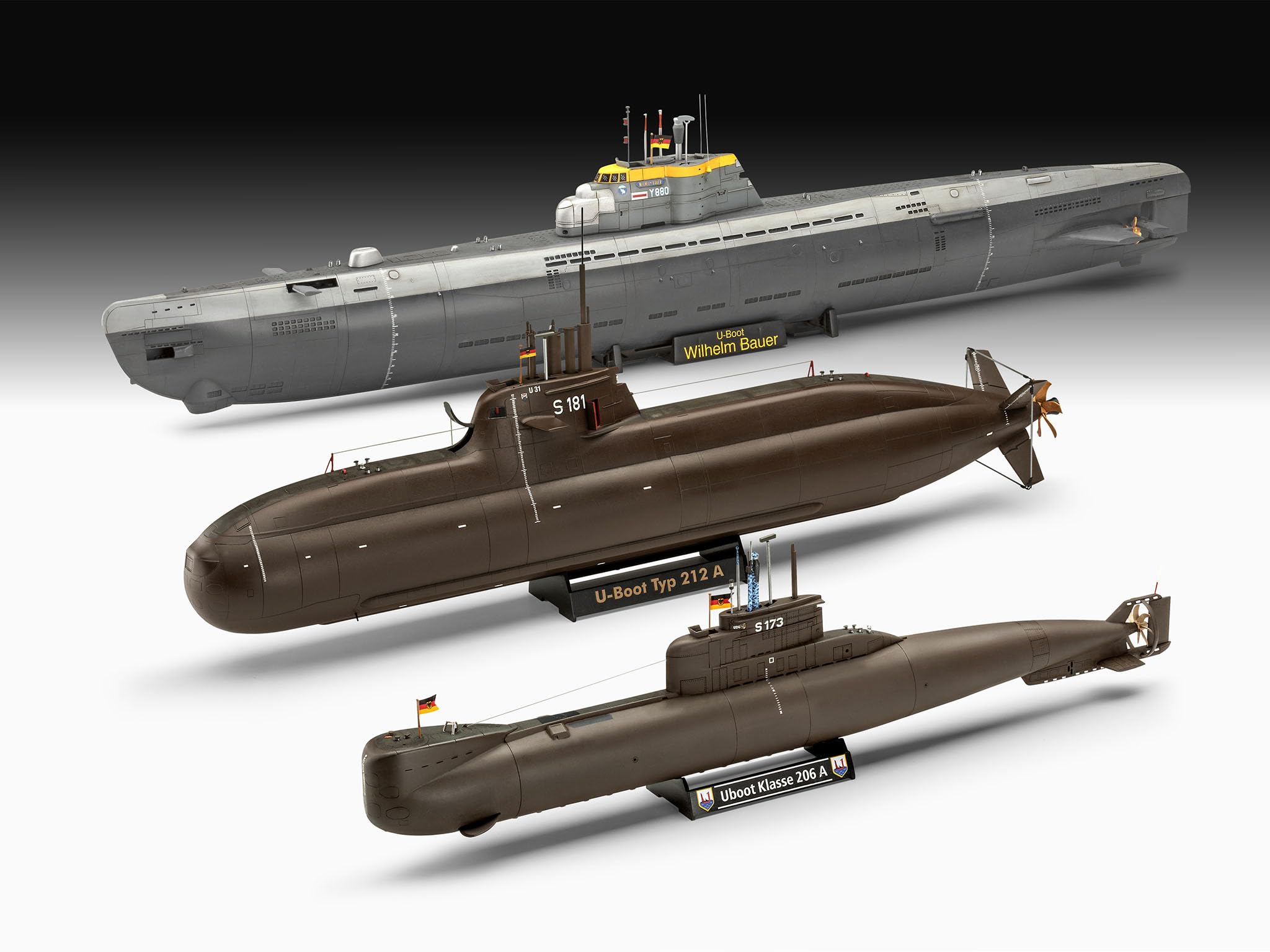 Amazon | ドイツレベル 1/144 ドイツ 連邦軍 70周年記念 海軍潜水艦3隻
