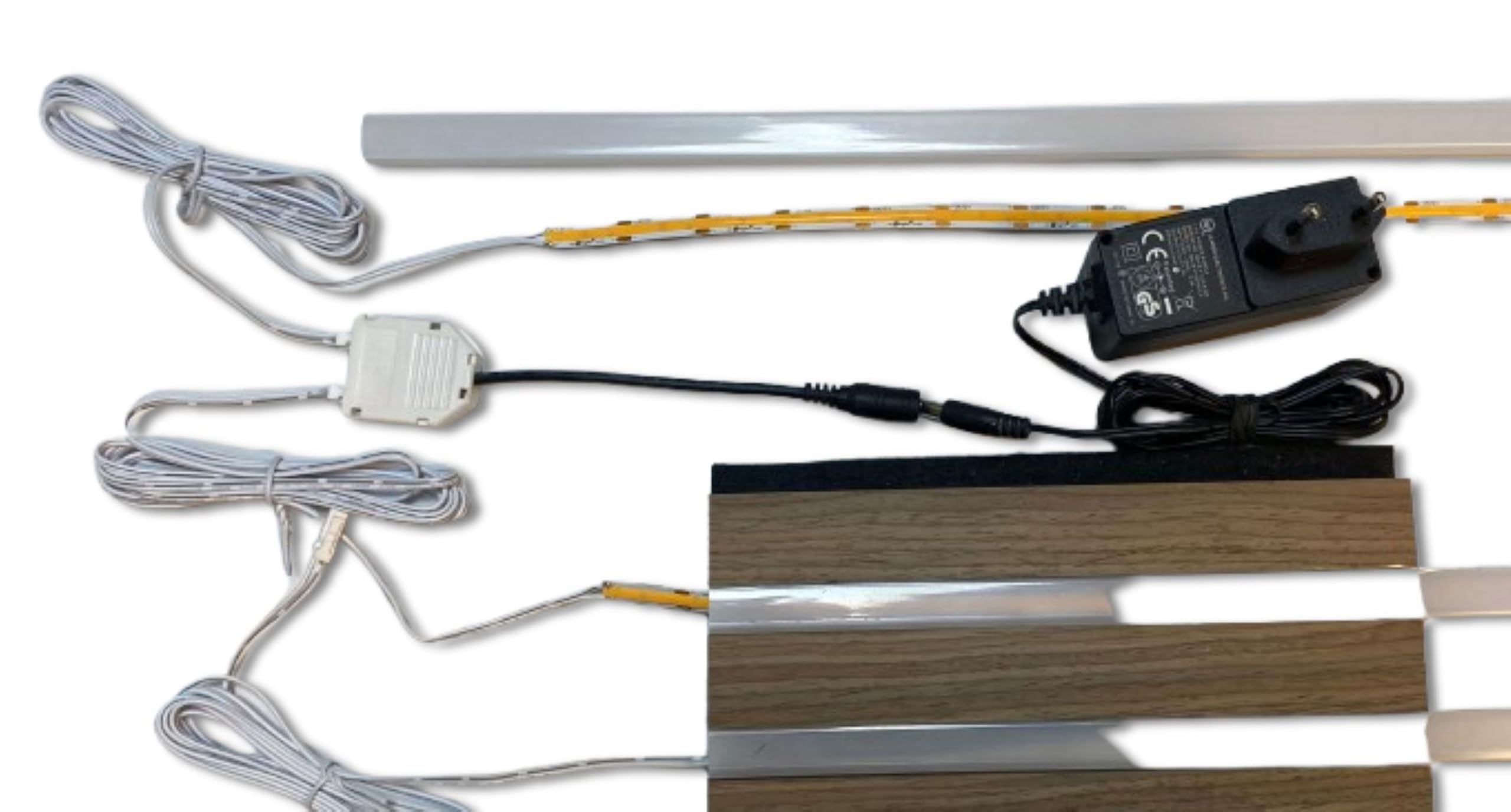 Xenon Dimmbare Led Akustikpaneele Beleuchtung 3x60cm kaltweiß anschlussfertig Abdeckung weiß matt