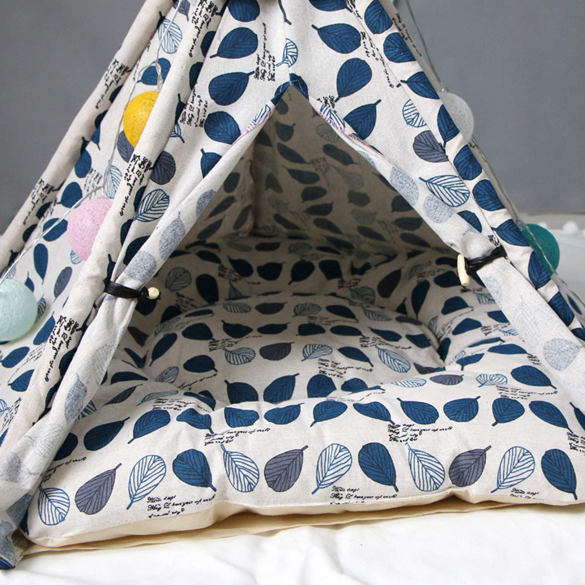 TentHome Tente Tipi avec Coussin pour Chiens Chiots Chats Animaux de Compagnie Niche pour Chien avec Matelas Amovible et Lavable, Feuille Bleue (70cm x 60cm x 60cm)