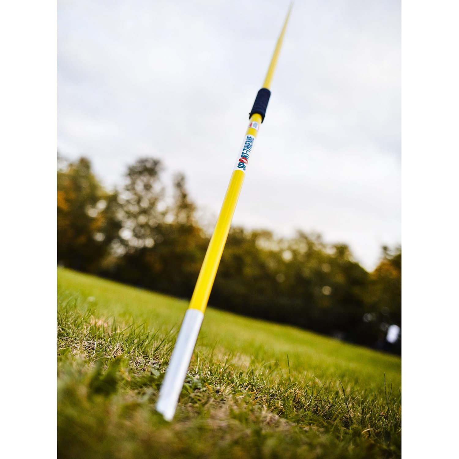 Sport-Thieme Wettkampfspeer Competition | Optimierte Flugeigenschaften | Geringer Verschleiß | Wettkampf-Grundausstattung | Gehärtete Legierung | Stahlspitze | Gelb-Schwarz