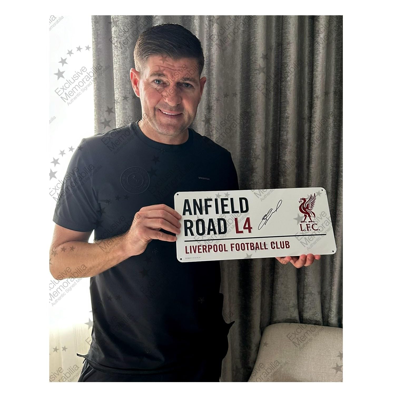 Cartello Stradale di Liverpool, Firmato da Steven Gerrard
