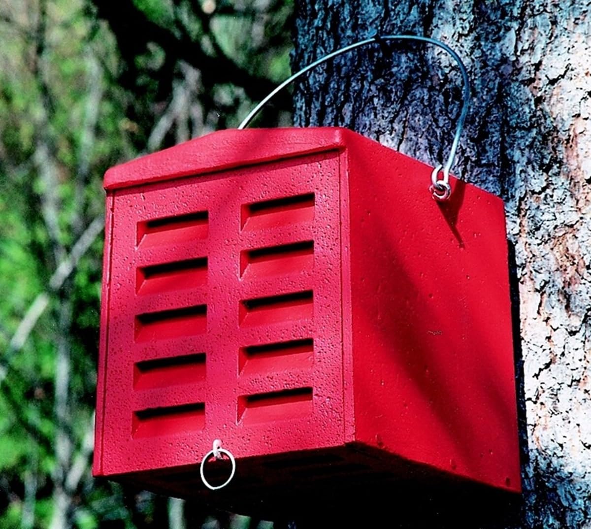 Naturschutzprodukt Florfliegenquartier aus Holzbeton