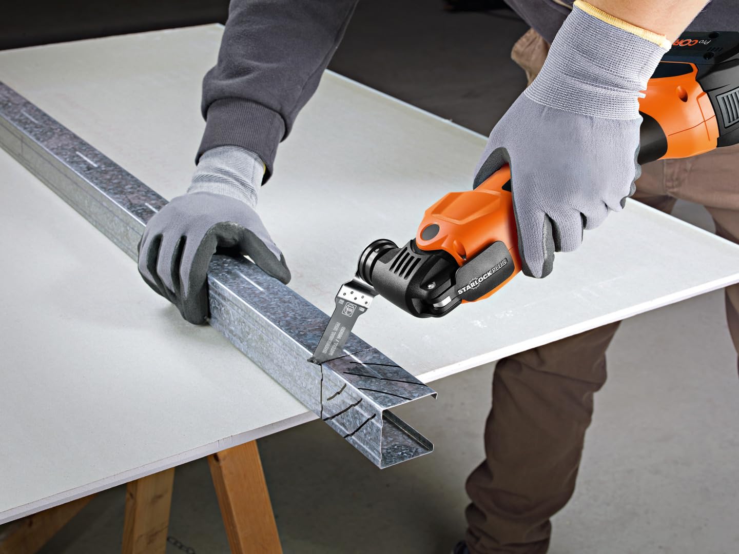 FEIN Best of E-Cut StarlockPlus BOIS & Metal. 6 lames de scie plongeantes E-Cut pour les travaux de sciage dans le bois et le métal. Porte-outil Starlock Plus