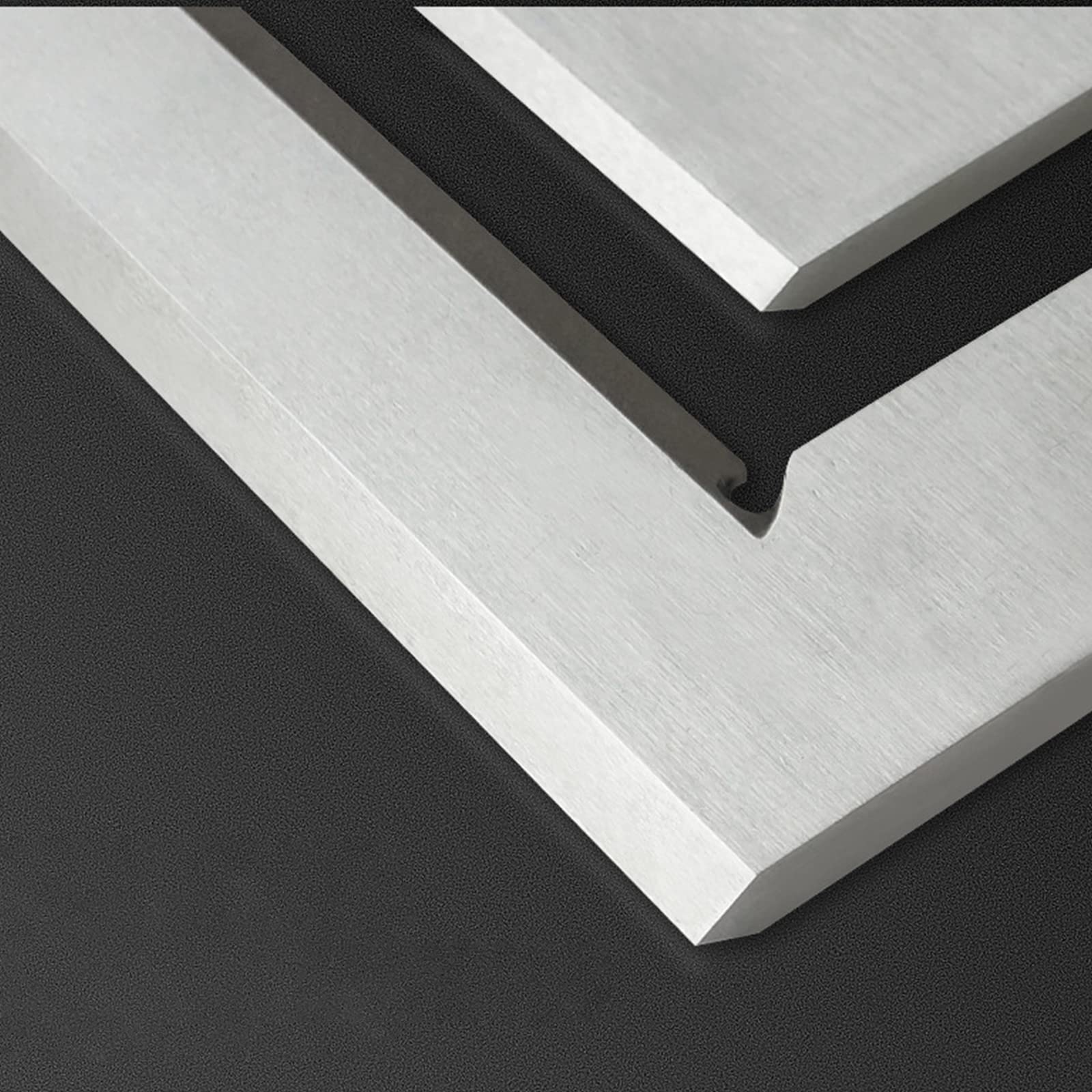 Cherjoury Industrial Grade Machinist Square 4 Inch Engineer Square 90 Degree Right Angle-Ruler Ground Hardened Steel 90 Degree Angle-Ruler Carpenter Measuring Tool Metal Square Ruler, 63x40MM