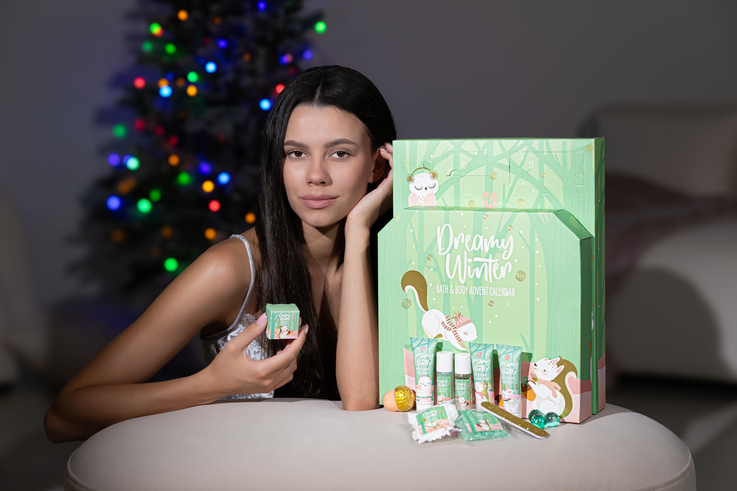 Accentra Kalendarz adwentowy z 24 produktami do pielęgnacji – kalendarz adwentowy Beauty z balsamem do ciała, kulkami kąpielowymi, żelem pod prysznic, szamponem, balsamem do ust, kremem do rąk