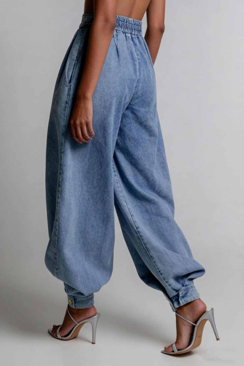 chouyatou Women's Y2k Baggy Harem Jeans Boyfriend Wide Leg Balloon Jeans Zip Up Pleated Denim Pants - Image 3