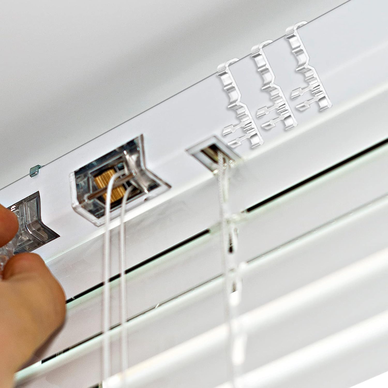 Hidden Valance Clips for Window Blinds Clear Plastic Valance Clips for Horizontal Blind Valance (30 Pieces,2.1 Inch)