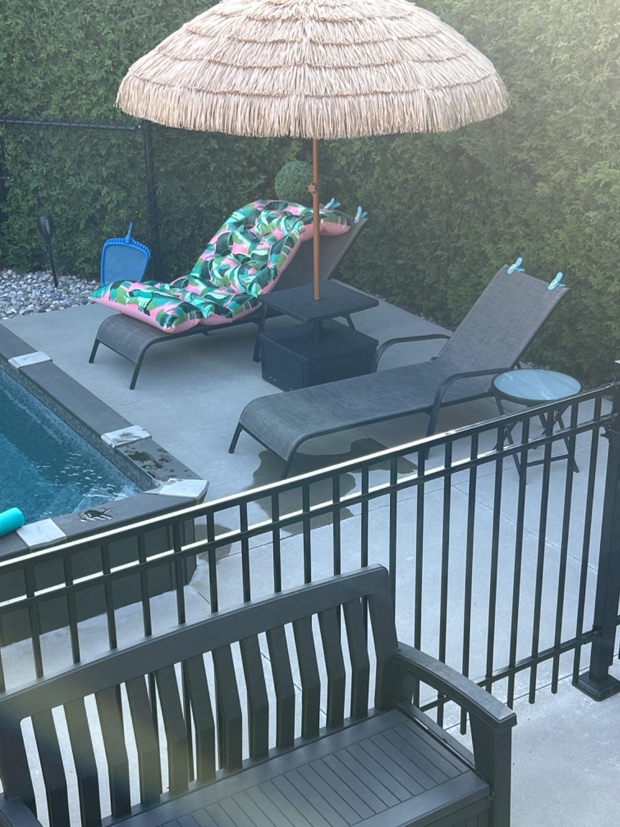 Giantex Outdoor Side Table with Umbrella Stand, 175 lbs Fillable ...