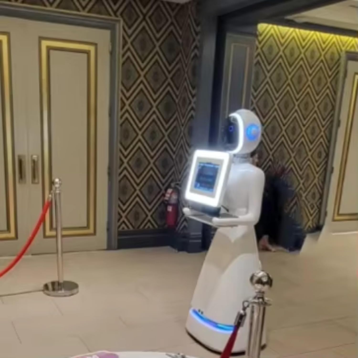 Automatic 360 Photo Booth with AI Instant Print, Selfie Kiosk with Face Recognition & LED Ring Light, APP Control for Event, Wedding, Birthday & Business