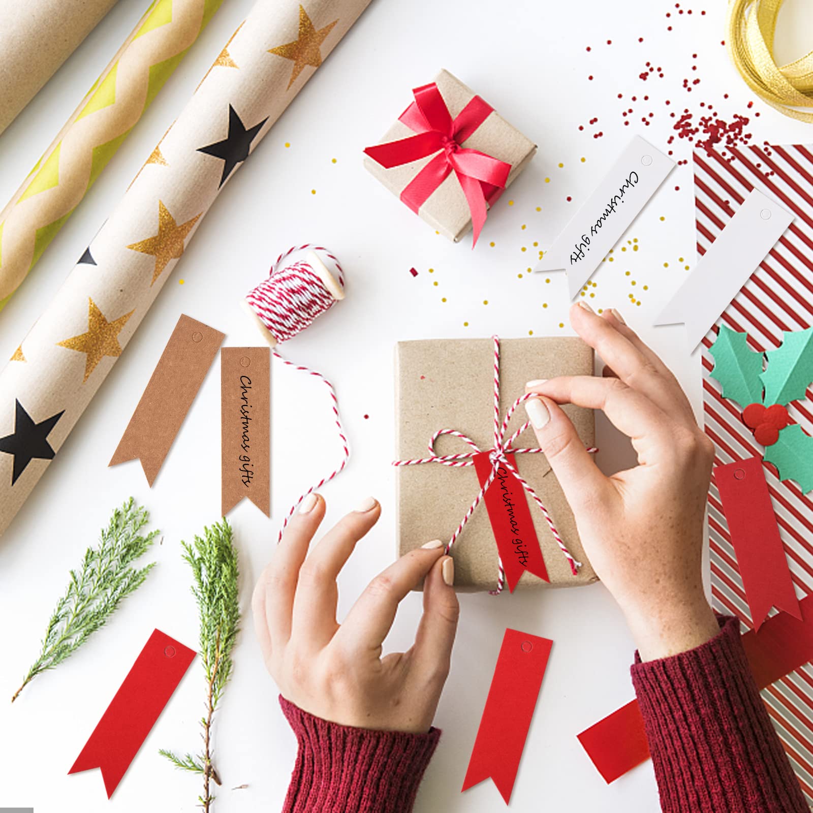 étiquettes Mariage Noël Étiquettes Papier Kraft 300pièces Étiquette Carte Kraft Vierges Cadeaux Blanc & Brun Rouge Gift Tags Avec Ficelle De Jute Pour Cadeau De Mariage Noël Anniversaire, Bagages (7 X 2