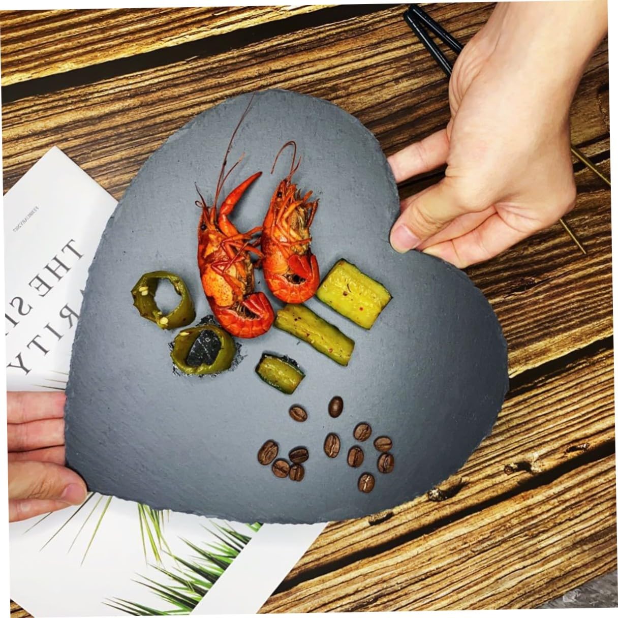 SHINEOFI Bandeja de Piedra en Forma de Corazón 25x25 Cm Plato de Carne Placa de Pizarra Resistente para Servir Quesos y Charcutería Estilo Rústico para Restaurante y Hogar