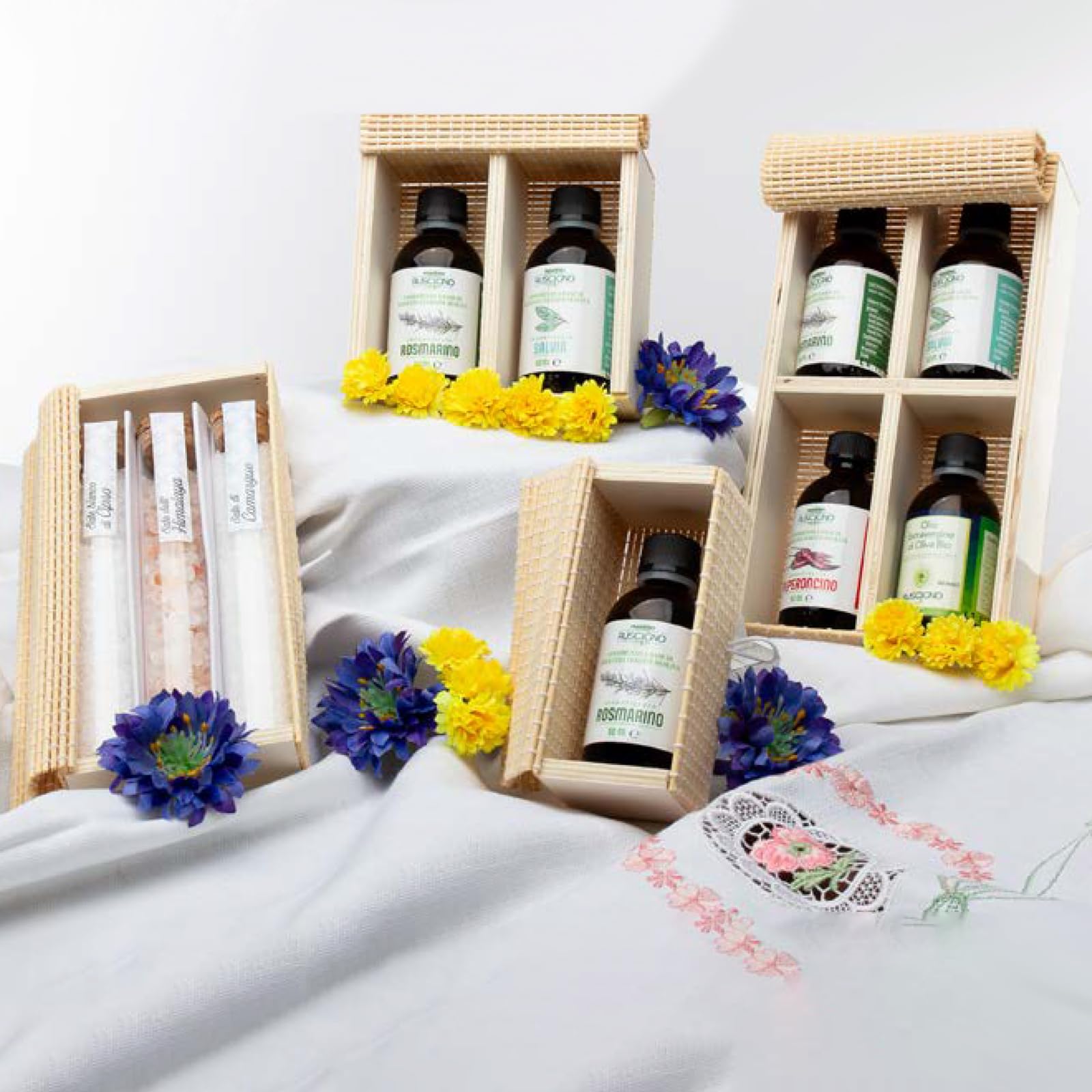 Doni Bomboniere Matrimonio 12PZ Scatola Degustazione con Flacone Olio Solidali Idea Regalo Anniversario Utili Idee Originali Economiche Eleganti Nozze Complete Particolari Aromatizzato