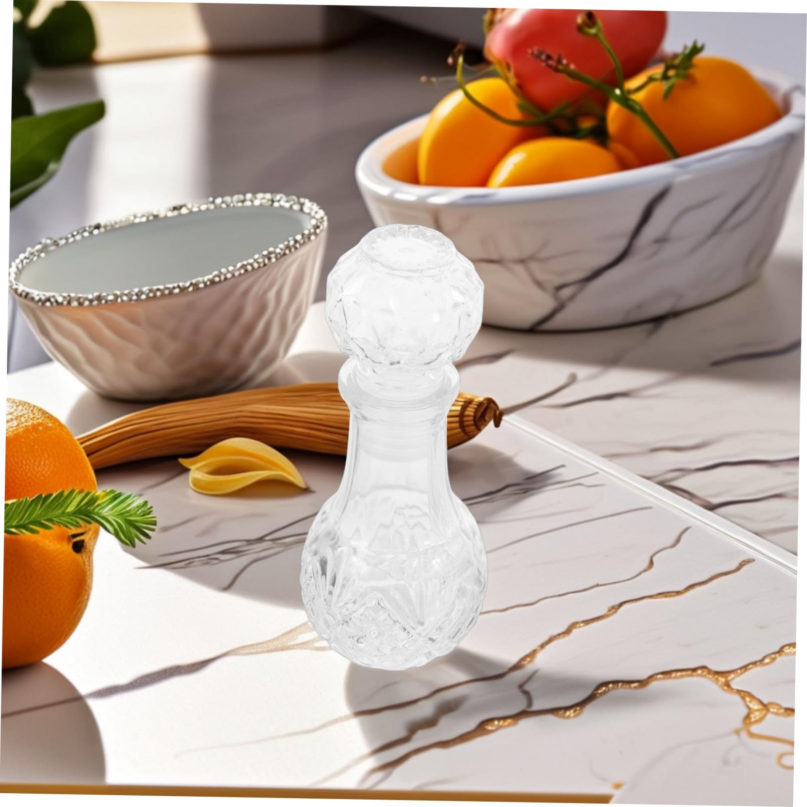 Bottiglie da 50ml in Vetro per Liquori e Vino, con Tappo Ermetico, Set da 6 Pezzi con Design Elegante e Unico per Degustazioni e Feste