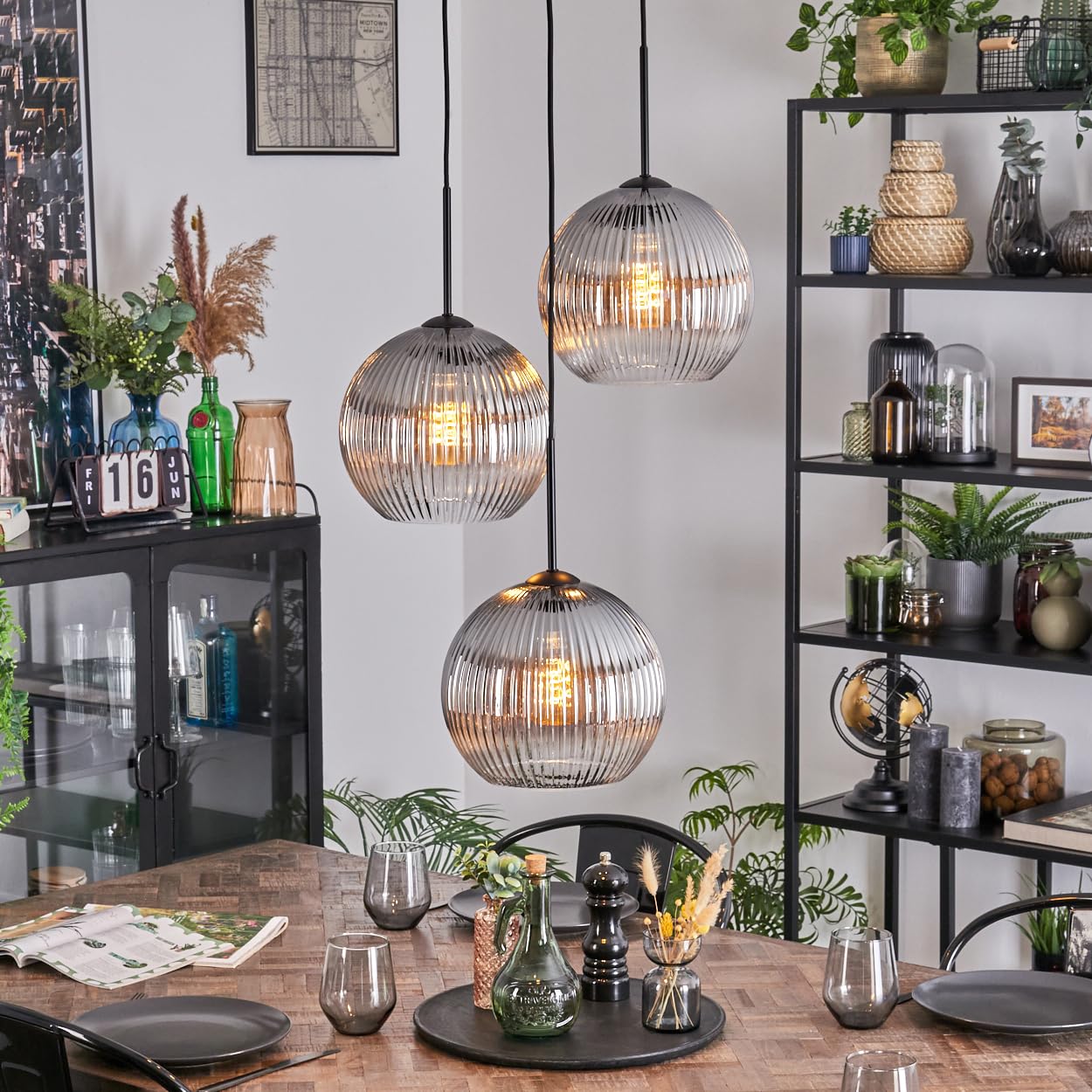 HOFSTEIN Koyoto Pendant Light, 3-Burner Metal/Fluted Glass Pendant lamp in Black/Smoke/Clear, Modern Pendant Light in Retro/Vintage Design (Shades Ø 25cm), E27, Dining Room, Kitchen, Living Room