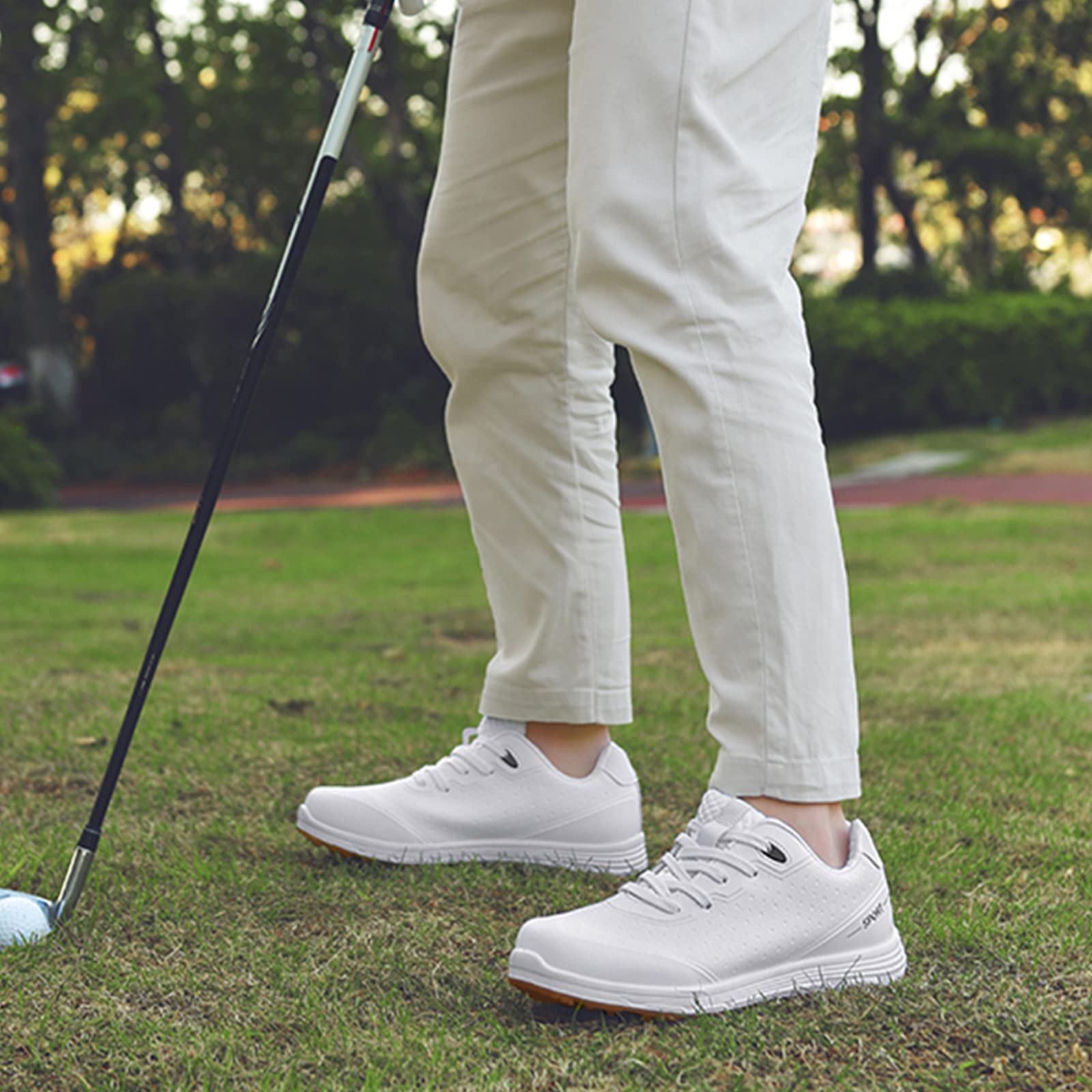SDEQA Chaussures De Golf Femmes Traineurs Imperméables Extérieurs sans Pointes Grande Taille Anti-Skid Respirante