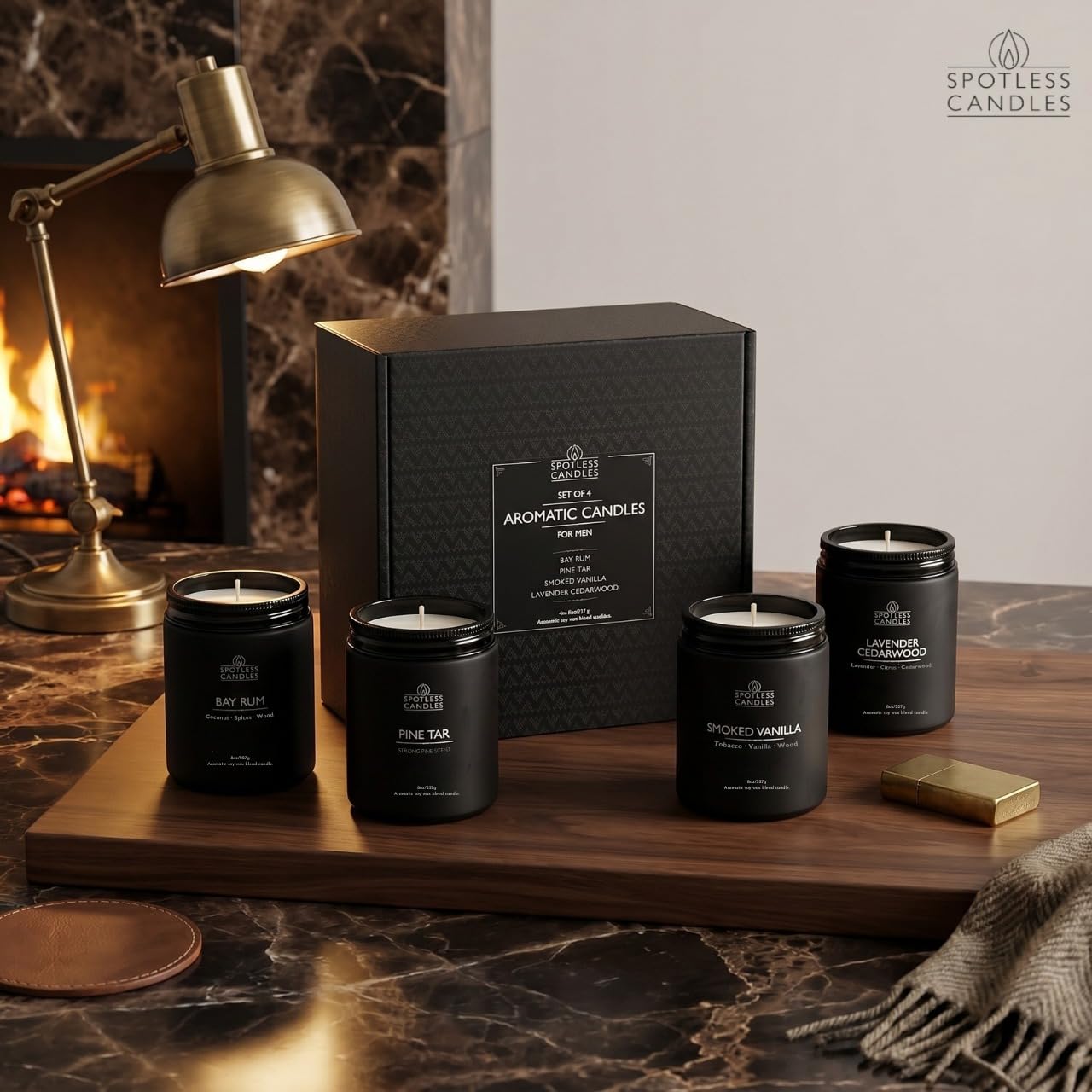 Spotless Candles Coffret cadeau avec 4 bougies parfumées pour homme 226,8 g Rum de baie, goudron de pin, vanille fumée, lavande et bois de cèdre 200 heures de combustion, bocaux en verre noir mat