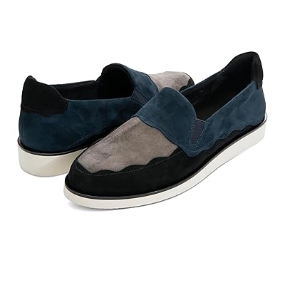 Vaneli Quace Women