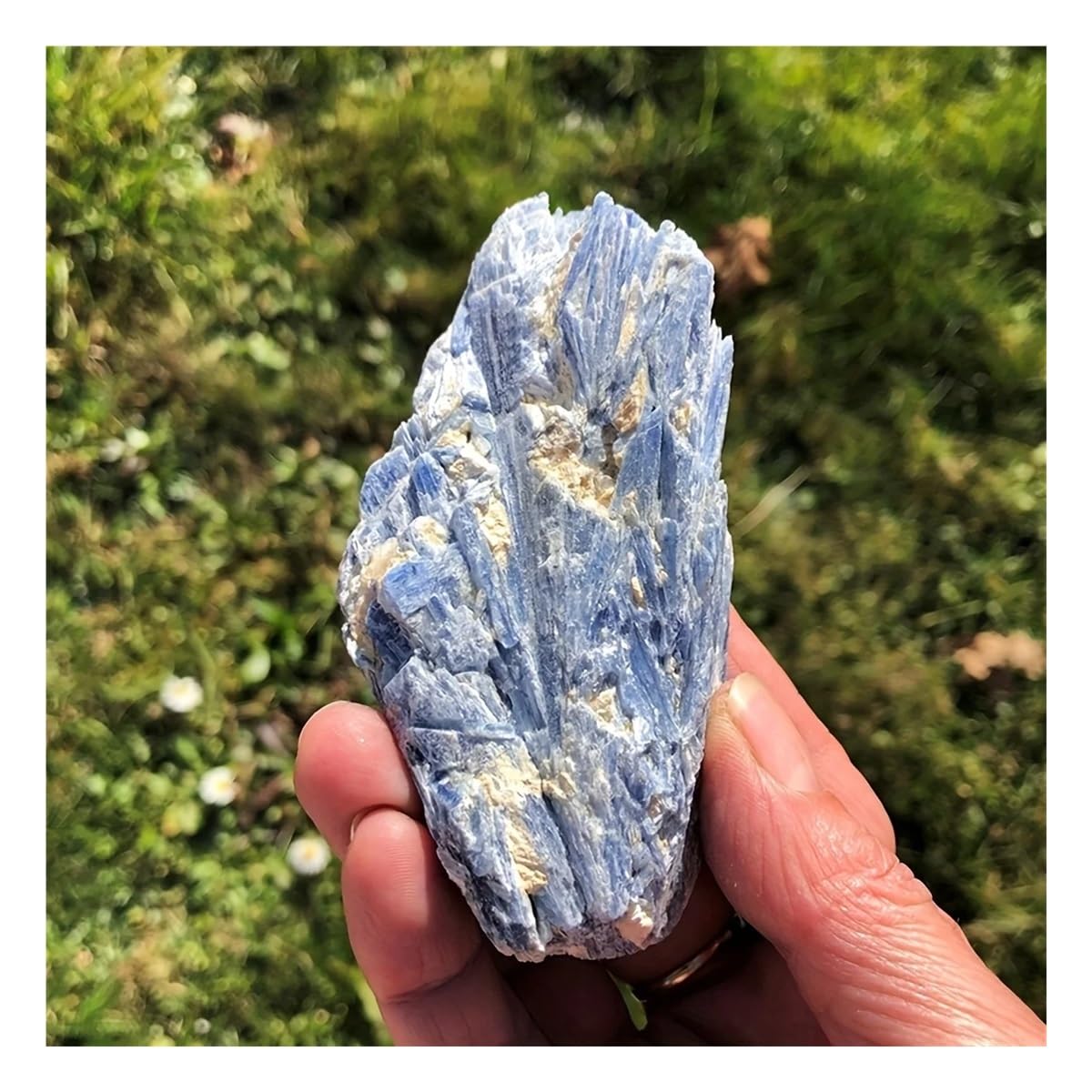 Cianita Azul cruda 180-250 g