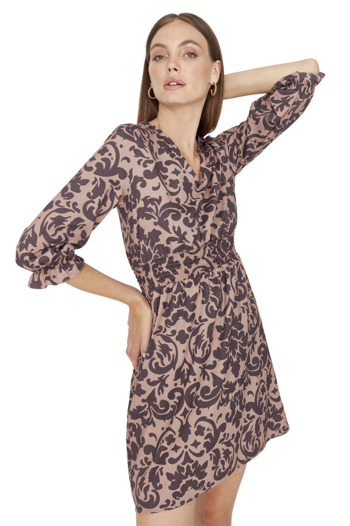 TRENDYOL Damen Regular Skater V-Ausschnitt Webstoff Kleid, Braun, 34
