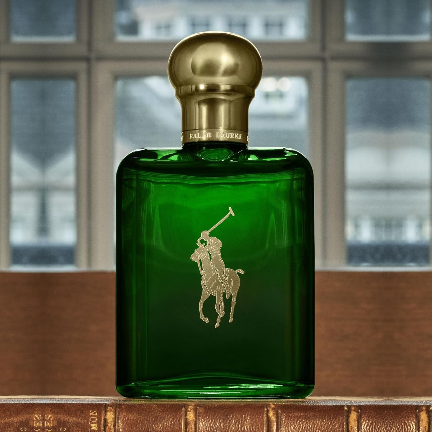 Ralph Lauren Polo Eau de Toilette für Herren, maskuliner Duft mit Pinie, Basilikum & Eichenmoos, holzig-krautige Nuancen, 200 ml