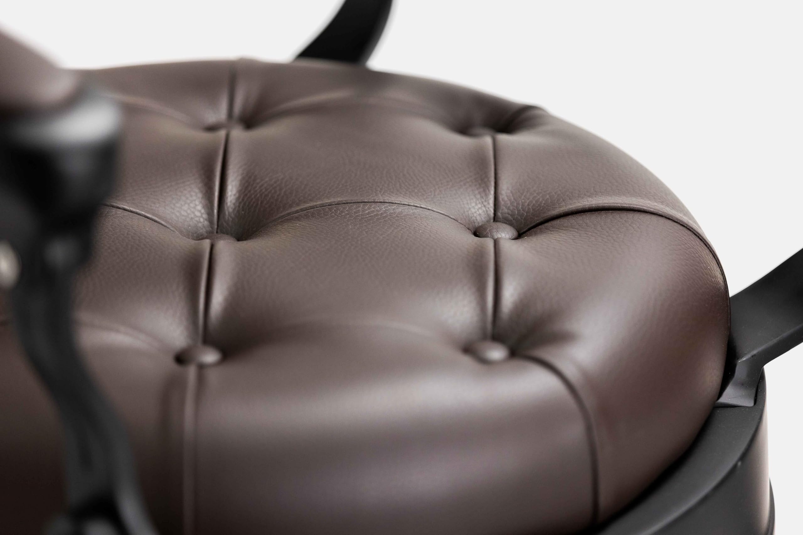 LBH Sillón Clásico de Barbero hidráulico Estilo Vintage con reposapies Integrado Modelo Mack Black Marrón