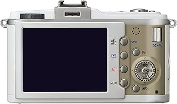 Amazon | OLYMPUS マイクロ一眼 PEN E-P2 プレミアムキット ホワイト E