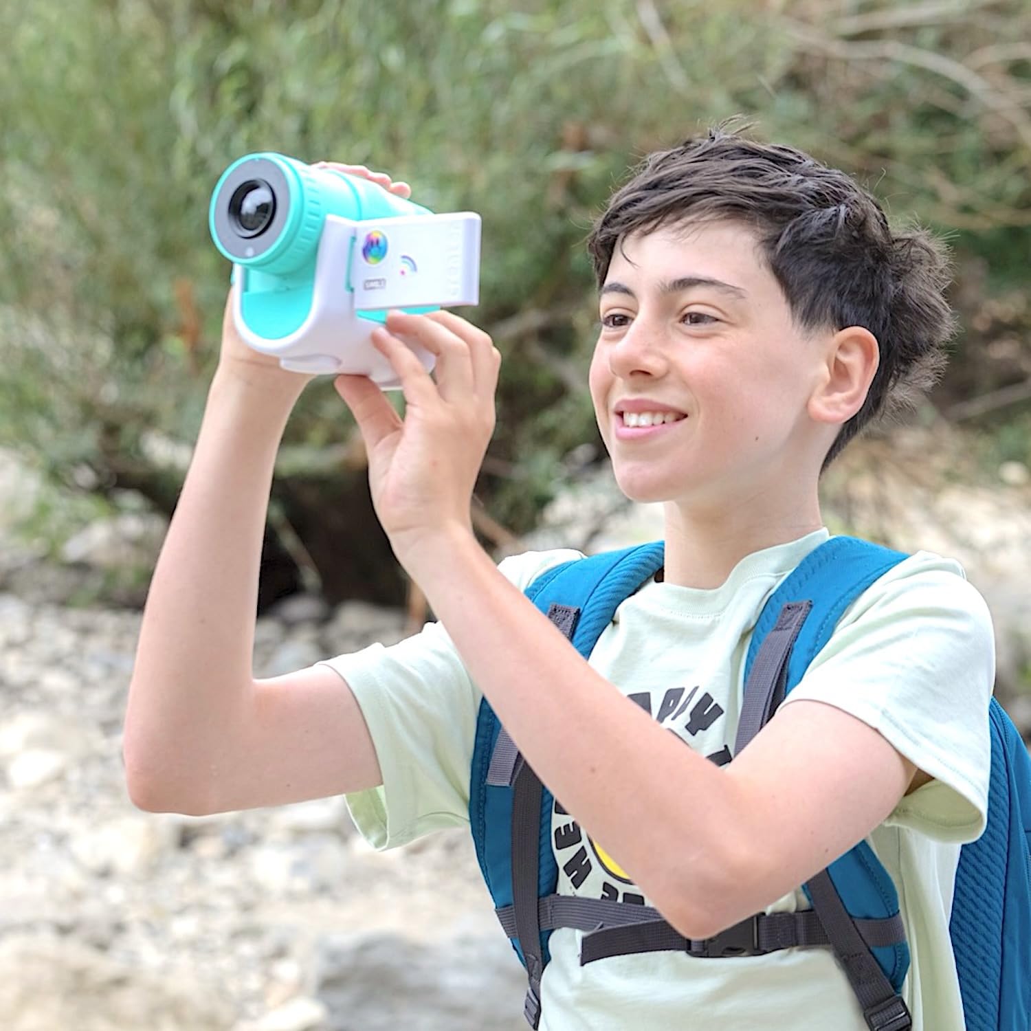 Canal Toys - Videocamera Proiettore Blu per Bambini 3 in 1 - Cattura i tuoi Momenti preferiti e Proiettali - Regalo Bambina e Bambini 8 Anni in su - Funzione Cast Telefono - 27 Effetti - CLK 039
