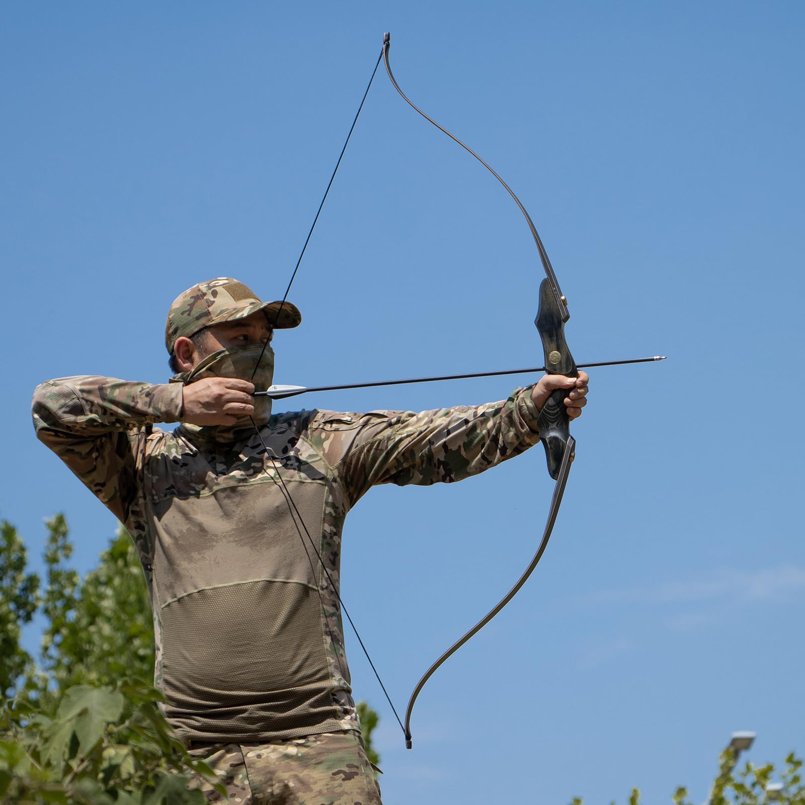 152,4 cm Bogenschießen Recurvebogen Takedown Bogen Jagd Bogen und Pfeil Set Erwachsene Ziel Praxis Wettbewerb Survival Longbow Rechte Hand 13,6-22,7 kg mit 6 Kohlepfeilen