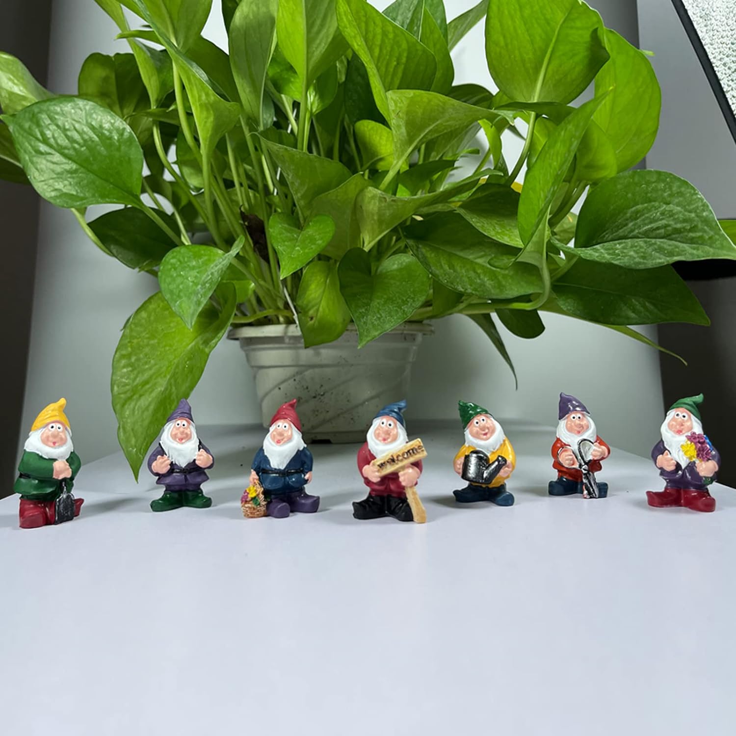16pcs Miniature Funny Garden Drunk Gnomes Mini Funny Creative Dwarf Garden Gnome Statues Decoration for Indoor Outdoor Yard Patio Bonsai Potted Plants Landscape Desk Decor (Ordinary box packaging)